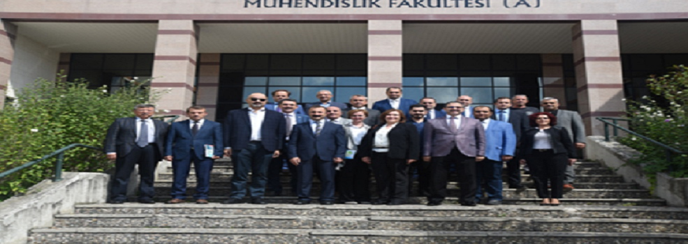 Kocaeli Üniversitesi'nde Sanayicilere Yönelik Toplantı Düzenlendi